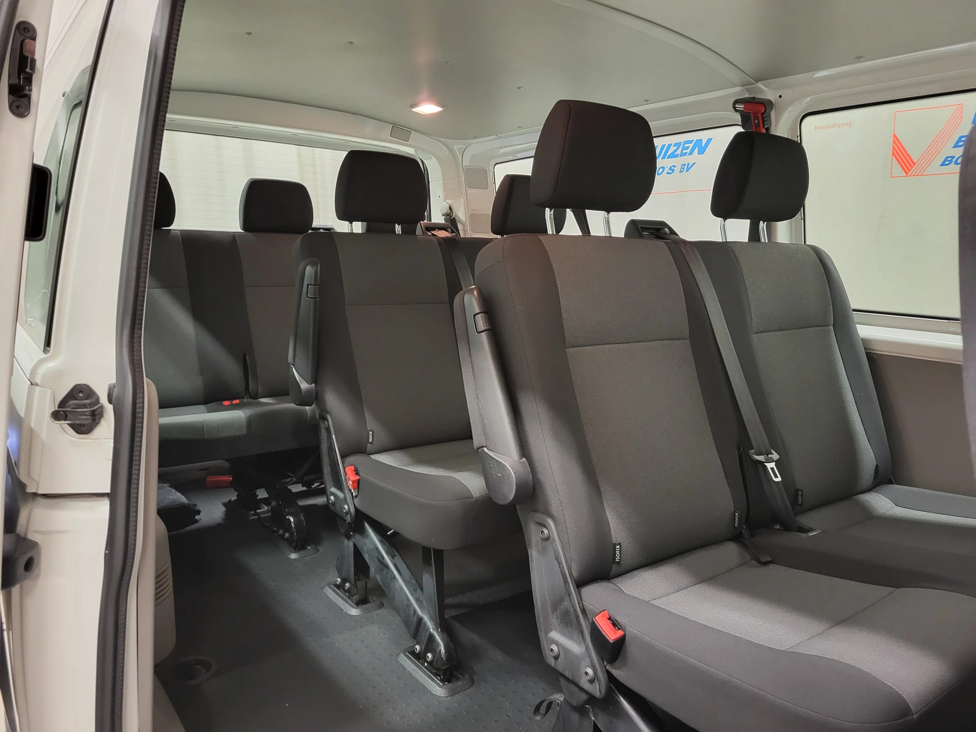Volkswagen Transporter 2017 - Kombi 2.0TSI L2/H1 9-Personenbus! image 7