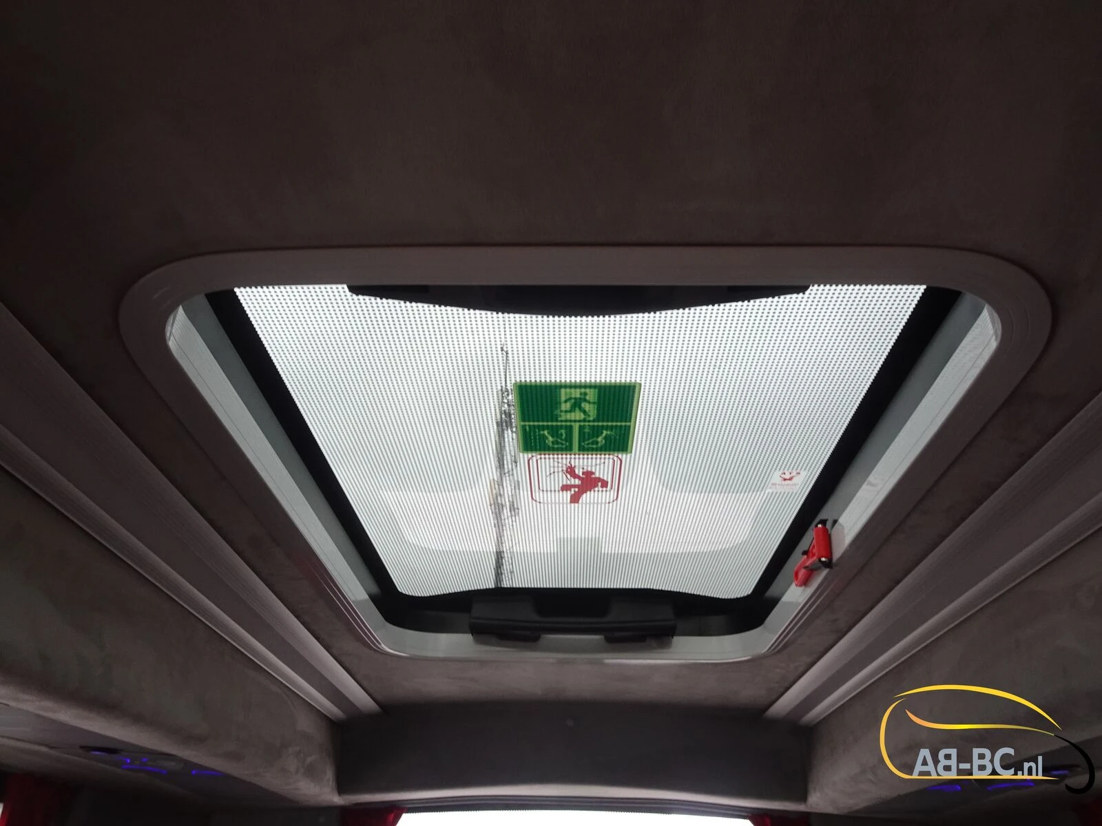 Iveco Aveuro Tourna 35 Seats EURO 6 2 Units Available afbeelding 83