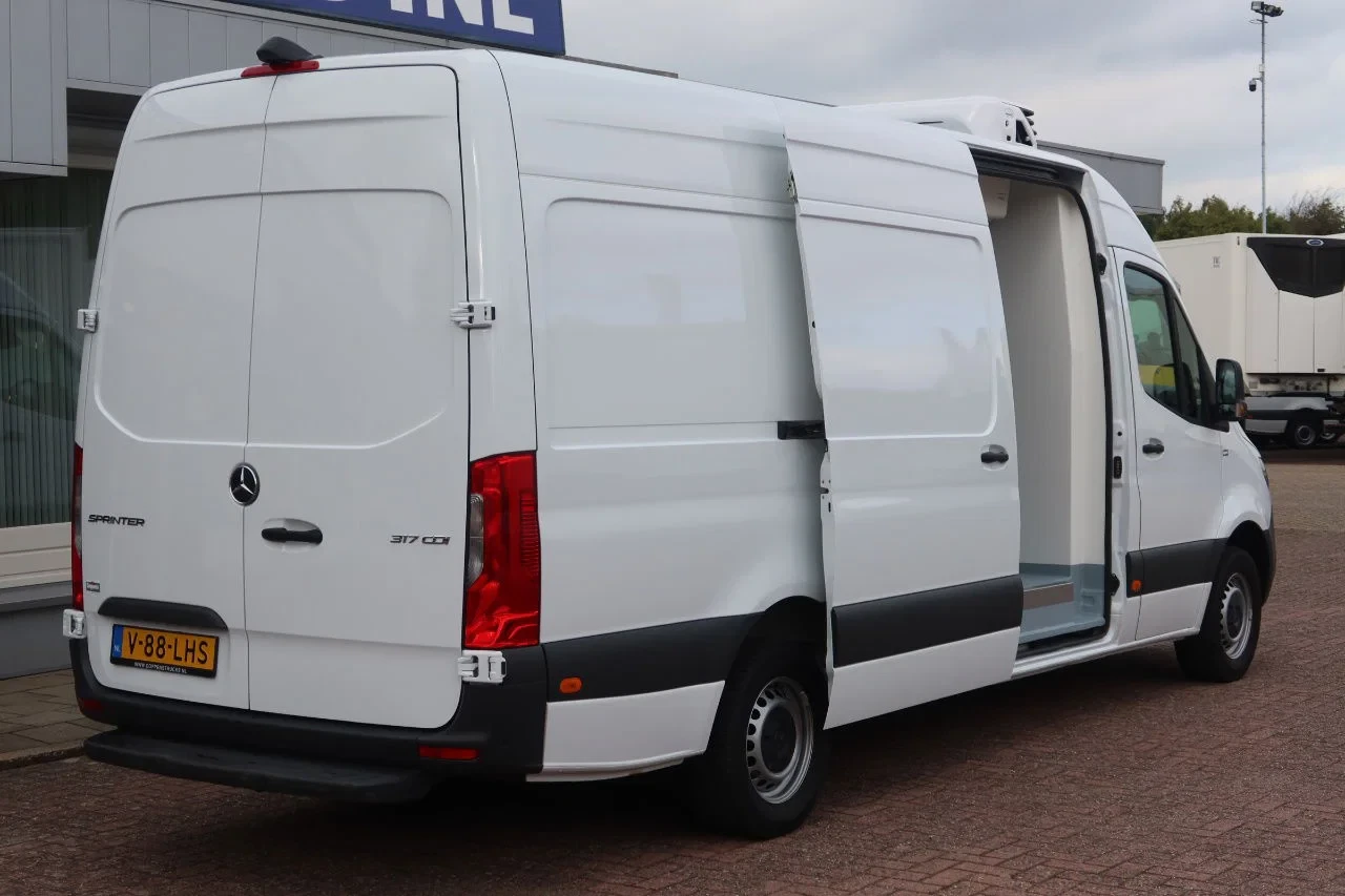 Mercedes-Benz Sprinter 2023 - 317 Carrier Xarios 350 Koel/Vries/Verwarmen met Nachtaansluiting 220 Volt immagine 17