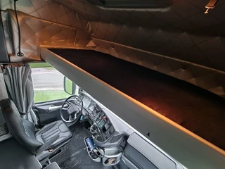 Scania T 2002 - T164-580 V8 Topline 4x2 - Original Torpedo/Hauber - Retarder - 4.70 WB - PTO/Hydraulic - Light bar - Leather seats obrazek 24