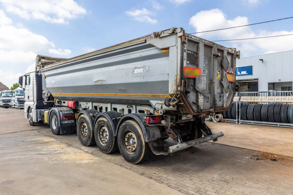 Benalu 2017 - HARDOX 26m3+BACHE afbeelding 7