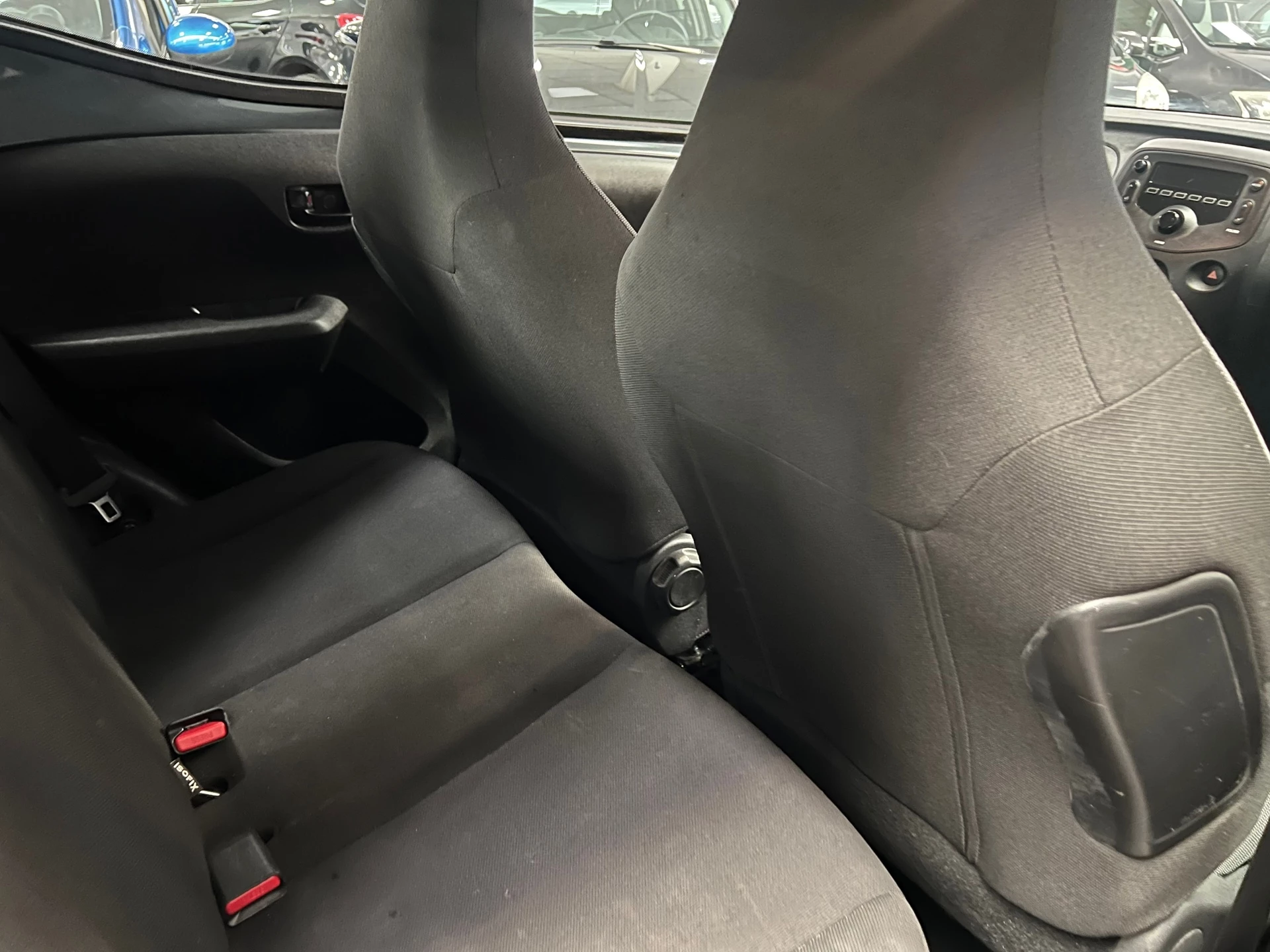 Toyota Aygo 2016 - 1.0 VVT-i x-now 2e Eigenaar - NAP - Cruise - Airco afbeelding 26