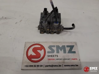 Renault N/A 2016 - Occ set van 2 magneetkleppen Renault изображение 1