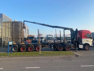 Volvo FH 2014 - 540 6X4 EURO 6 + EPSILON S260Z96 + TRAILER 4 AXLE DOLL image 2