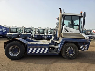 Terberg RT283 | TERMINAL TRACTOR 4X4| TURNING CHAIR. | AUTOMATIC GEAR | 24846 hOURS. 2011 - N/A imagen 6