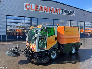 Bucher Citycat 2020 with 3-rd brush 2017 - N/A obrazek 4