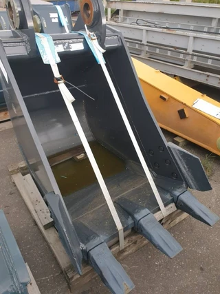 Hyundai N/A - Excavator digging bucket 250 obrazek 3