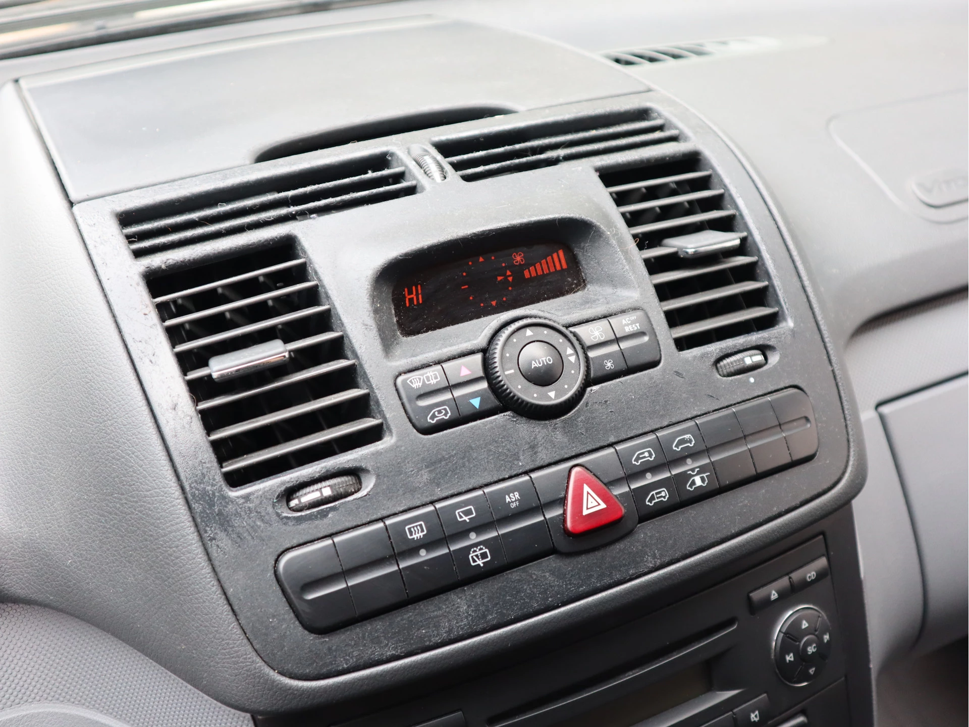 Mercedes-Benz Vito 2007 - 109 CDI Lang L2 - DC 5 Pers. - MARGE - Airco - Cruise - Rolstoellift immagine 14