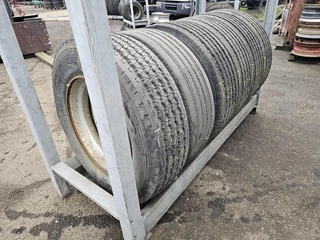 Trailer TRAILER TIRES 275/70 R 22.5 ON RIM SINGLE MONTAGE. 2004 - N/A imagen 3