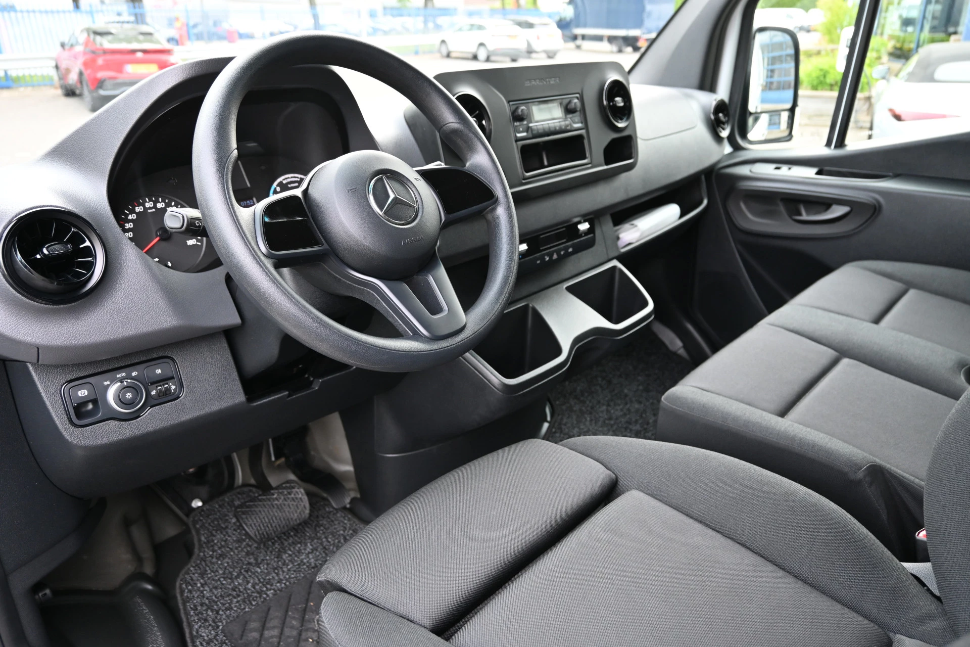 Mercedes-Benz eSprinter 2024 - 312 L2H2 FWD 56 kWh image 4