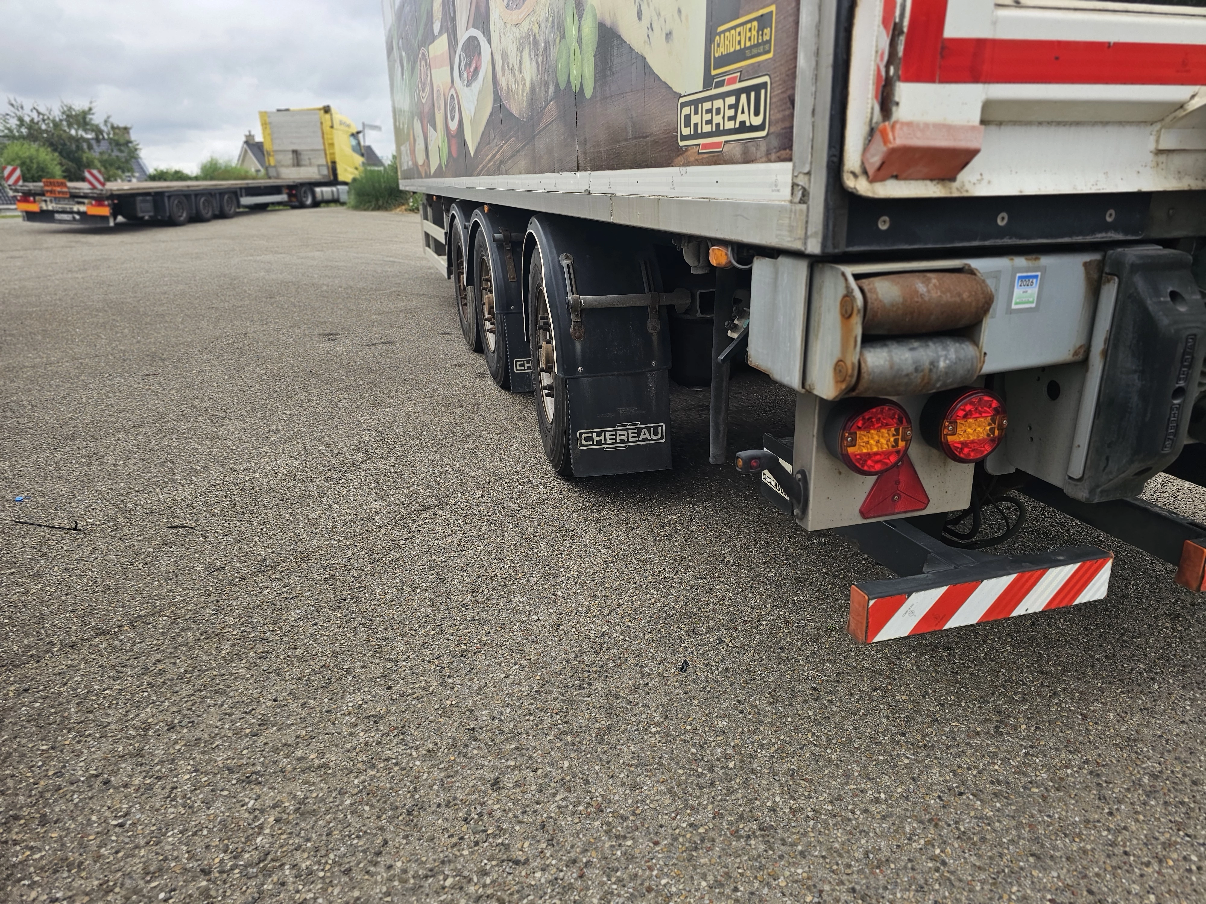 Chereau B3 /CITY TRAILER /STEERING AXLE/LIFT AXLE / 11.80 LONG /LOADING LIFT/ BPW DISC / CARRIER FRIDGE.TUV 23/7/2026 2012 afbeelding 28