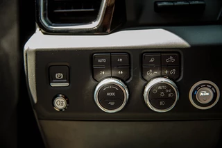 GMC Sierra 2024 - Denali 6.2L V8 bild 20