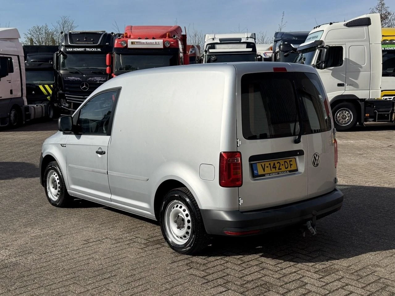 Volkswagen Caddy 2017 immagine 4