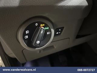 Volkswagen Transporter 2023 - 2.0 TDI L2H1 Euro6 Airco | Navigatie | Apple Carplay | Android Auto | Trekhaak изображение 17