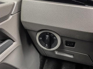 Volkswagen Transporter 2021 - 2.0 TDI Bestelwagen L2H1 obrazek 42