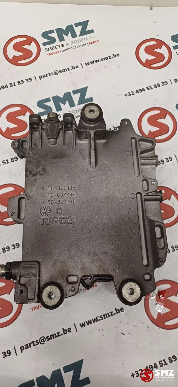 Iveco 2010 - Occ ECU motorbesturingseenheid F3AE3681 Iveco immagine 4