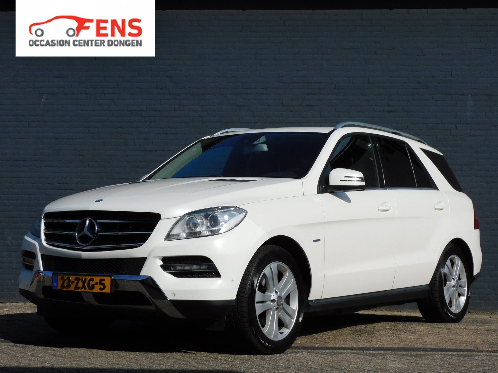 Mercedes-Benz M-Class 2012 - 350 BlueTEC image 1