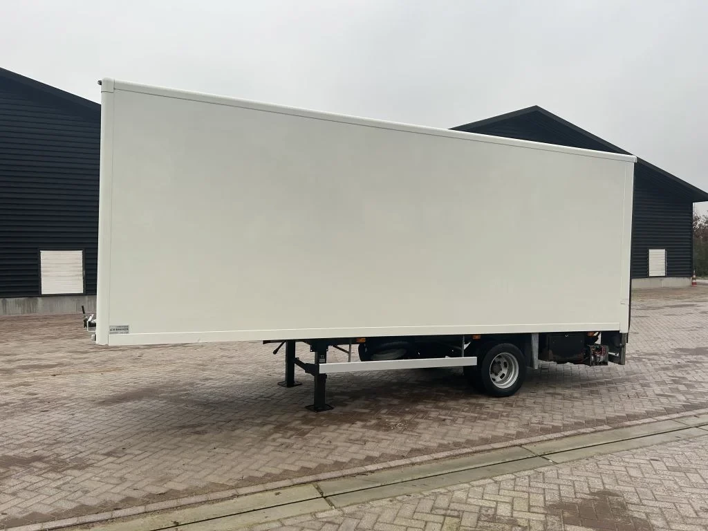 Veldhuizen 2008 - Be oplegger 5.5 ton met laadklep 750 kg obrázek 3