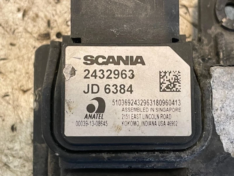 Scania 2018 - 2432963 / 2718255 AFSTANDSRADAR ECU DIS obrázek 2