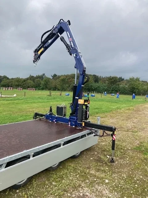 Hulco Medax 2025 - Tridem met Amco Veba laadkraan afbeelding 3
