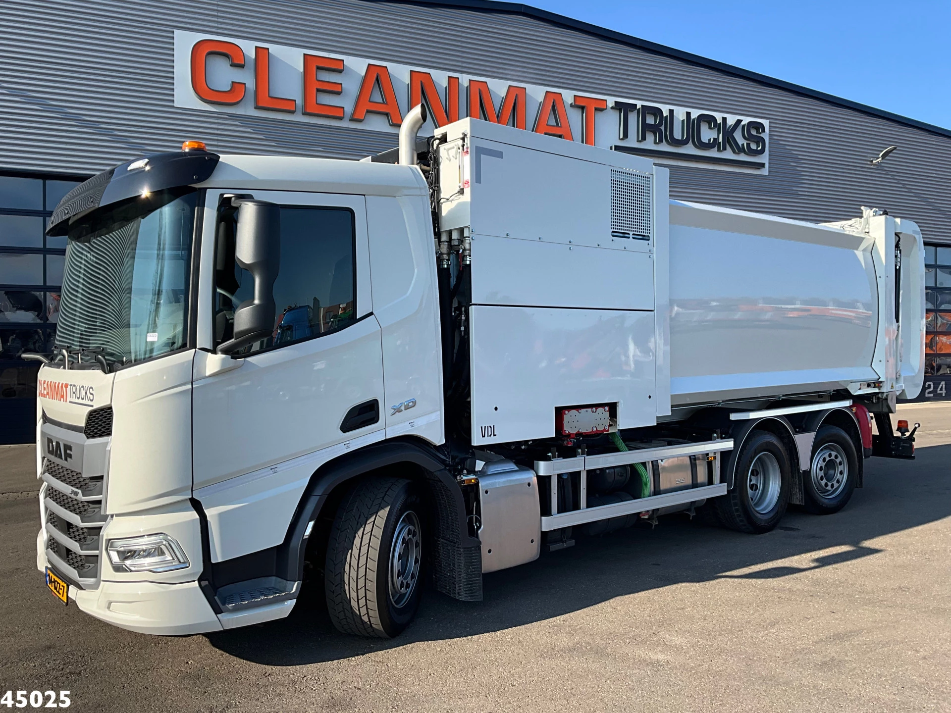 DAF FAN XD 340 VDL Translift zijlader 2025 image 4
