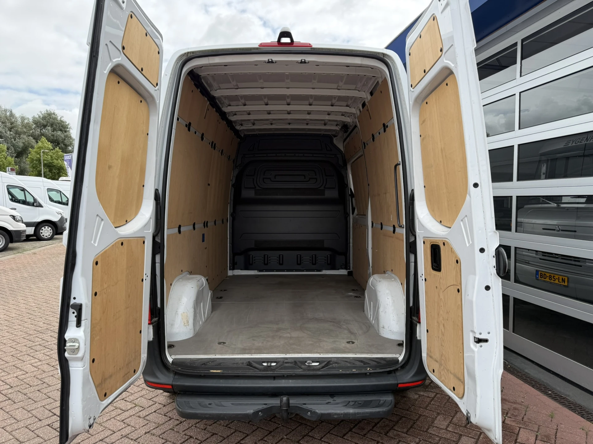 Mercedes-Benz Sprinter 2023 - 215 1.9 CDI L2H2 FWD afbeelding 14