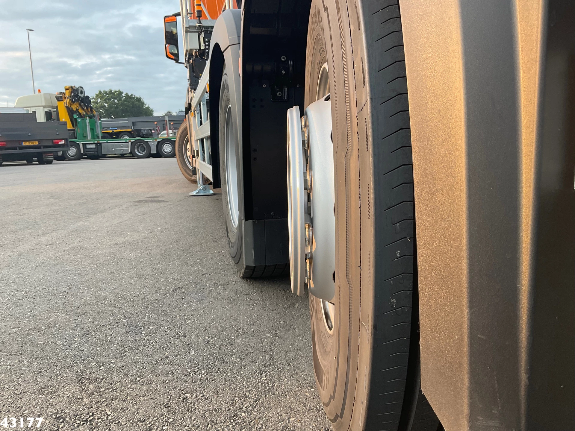 Mercedes-Benz Actros 2023 - 2643 Euro 6 HMF 23 Tonmeter laadkraan изображение 12