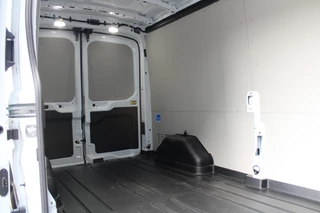 Ford Transit 2024 - 350 2.0 TDCI L3H2 Trend MHEV 170pk Trend - Navigatie - Blind Spot - Adaptive cruise - Camera - 270gr deuren - Trekhaak - Rijklaar image 6