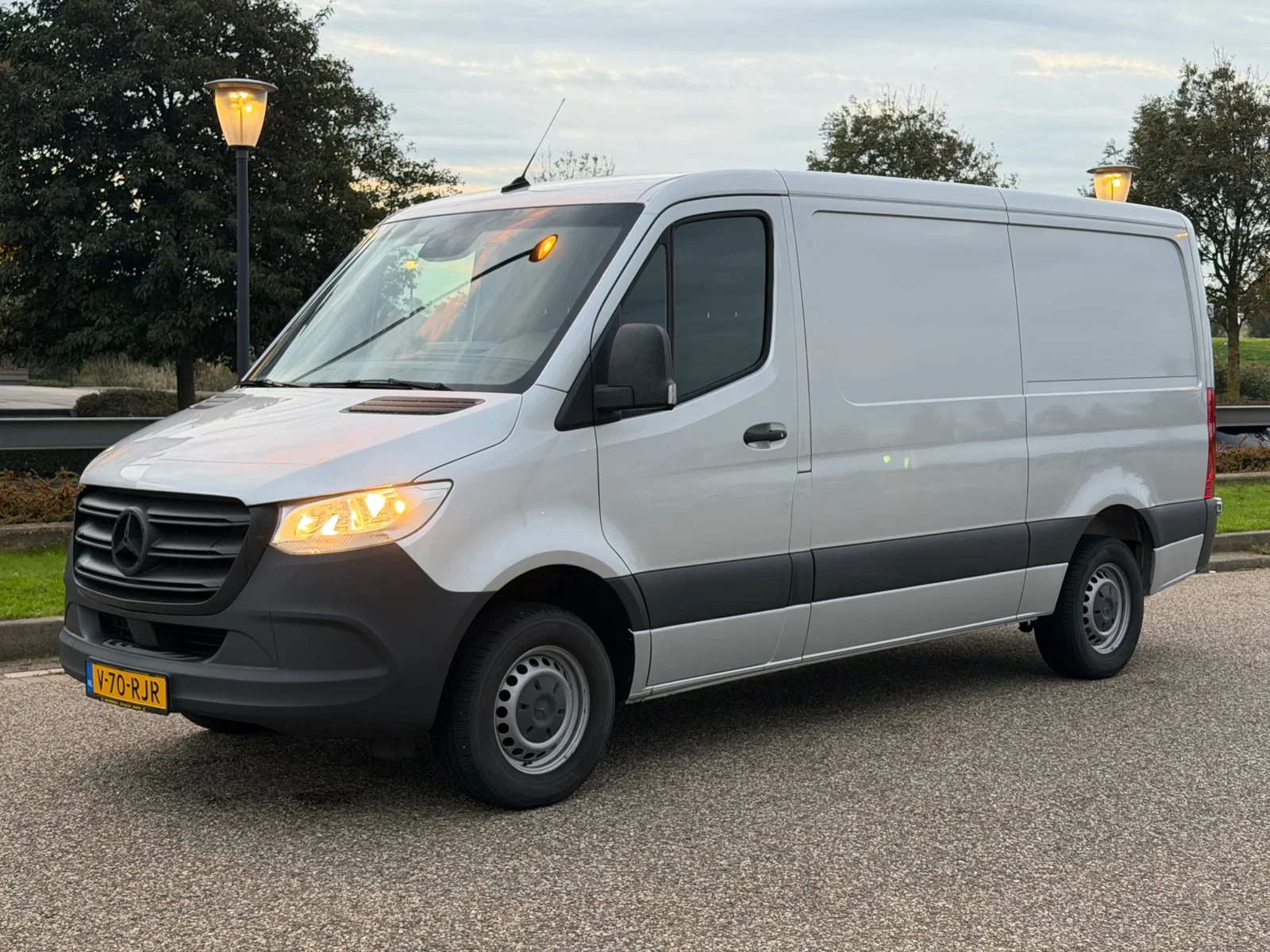 Mercedes-Benz Sprinter 2022 - 315CDI L2H1 Airco Trekhaak AppleCarplay Euro 6 afbeelding 1