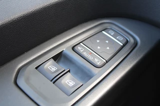Renault Trafic 2024 - 2.0 Blue dCi 170pk T29 L2H1 Extra DC - 2x Schuifdeur - Carplay - LED - Blind Spot - Navigatie - Camera - Trekhaak - Stoelverwarming - Rijklaar obrazek 22