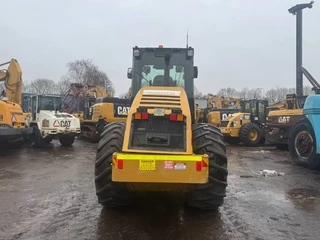Cat N/A 2012 - CP 533 E image 4