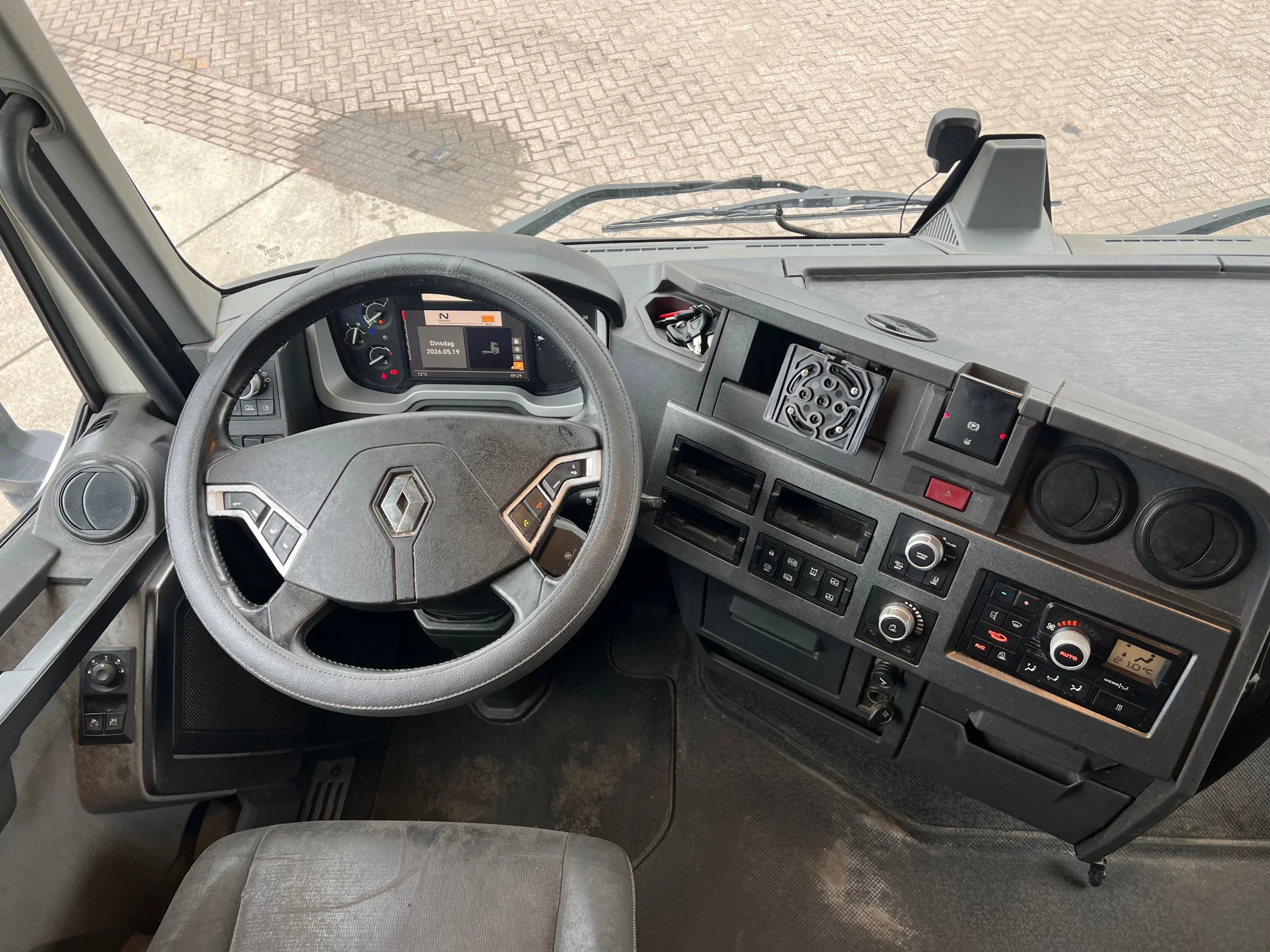 Renault T HIGH 440 2017 - Comfort / 2x Tank / Stand Airco / 13 Liter afbeelding 10