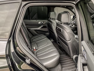 BMW X5 2023 - xDrive50e 490PK Automaat High Executive M-Sport image 87
