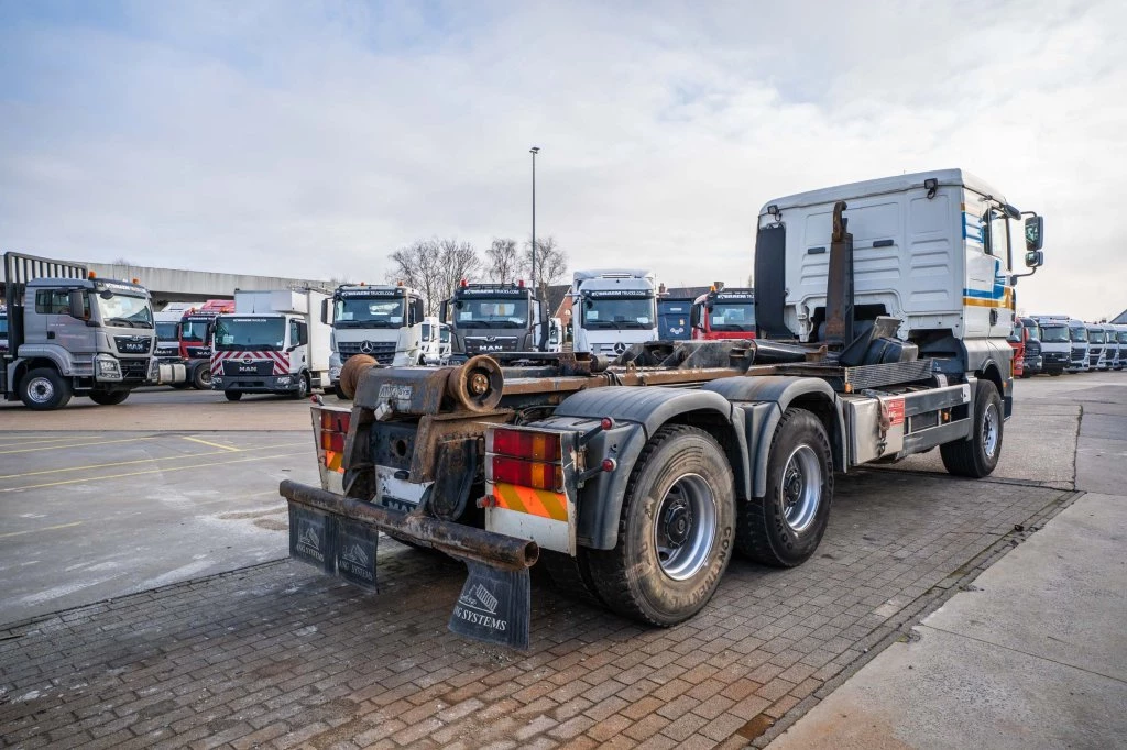 MAN TGA 2002 - 33.410 BB Bild 10