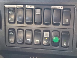 DAF XF 510 2017 - Ginaf 8x4*4 - Tipper - Euro 6 - Steering axle - Steel front suspension afbeelding 17