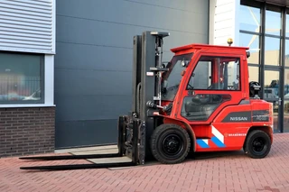 Nissan 2010 - J1F4A45LY te koop