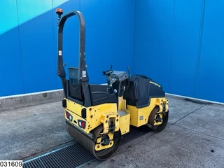 Bomag 2015 - BW 100ADM-5 667 hr, 2015, 15,1 kW afbeelding 2 miniatuur
