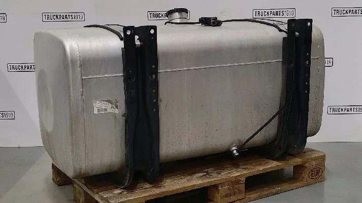 MAN - Fuel System Brandstoftank + steunen 490L image 2
