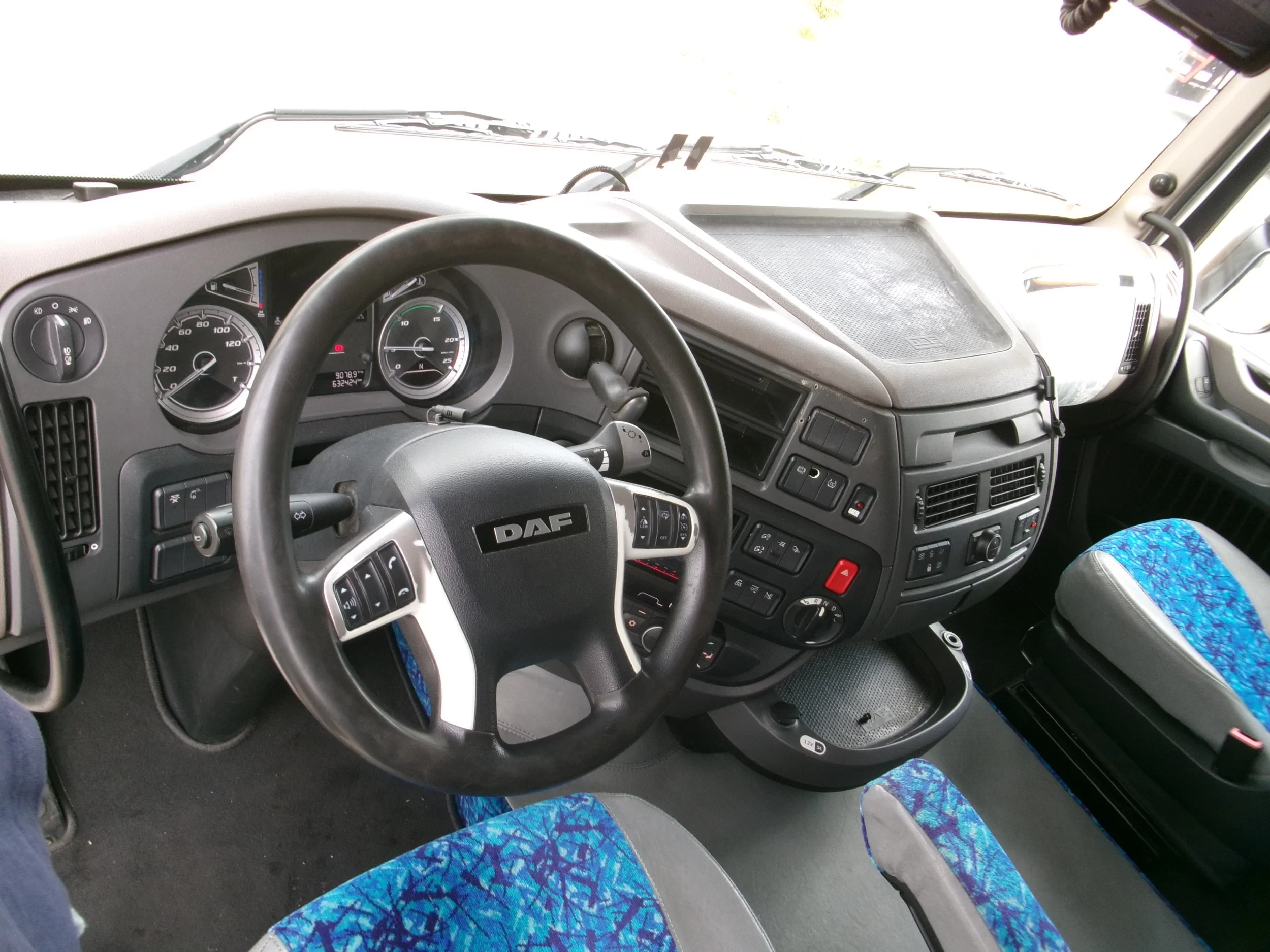 DAF XF 450 2019 - FTG 6X2 NL TRUCK APK 07-2027 afbeelding 8