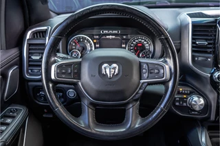 Dodge Ram 1500 2021 - 5.7 V8 402 PK | Luchtvering | Head Up | 360° camera | Adapt.Cruise | LED | PDC | 12 Inch scherm | Leder | Trekhaak obrazek 15