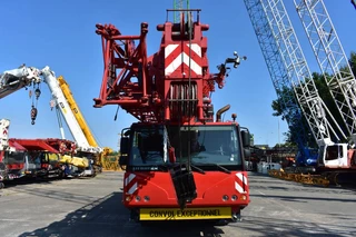 Liebherr 2008 - LTM 1070-4.2 image 3 thumbnail