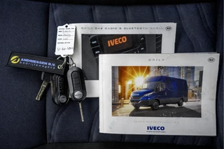 Iveco Daily 2021 - **35S14V 2.3 L2H2 | Automaat | Euro 6 | Cruise | Climate | 3500 KG Trekgewicht | Trekhaak** imagem 21