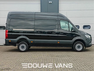 Mercedes-Benz Sprinter 2020 - L2H2 319 Automaat Zwart Trekhaak LED 360 Camera bild 3