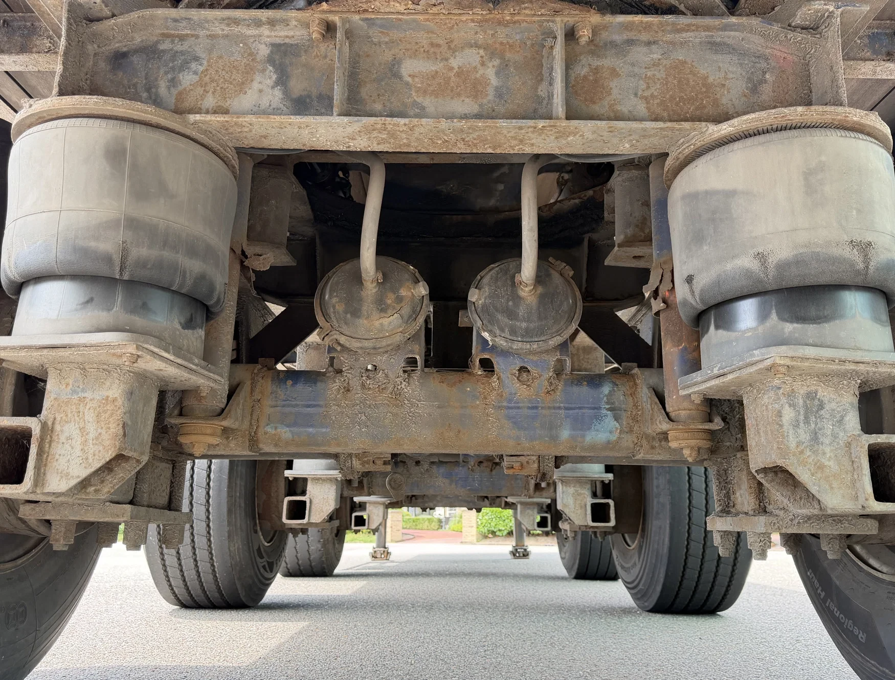 Floor 1981 - FLO-14-30-H DRUM BRAKES STEERING AXLE FLATBED HOLLAND-TRAILER afbeelding 14