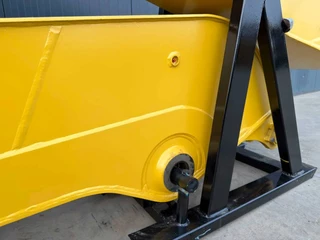 Komatsu N/A 2026 - PC200 18 mtr Long Reach Equipment image 23