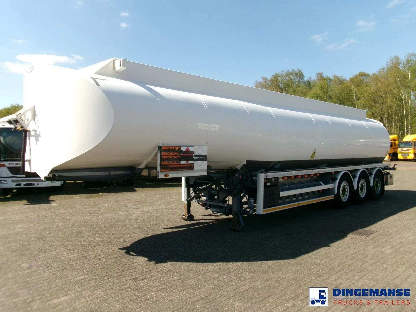 Lakeland Fuel tank alu 42.8 m3 / 6 comp + pump 2013 imagen 1