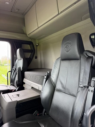Scania R 2023 - R560 bild 20