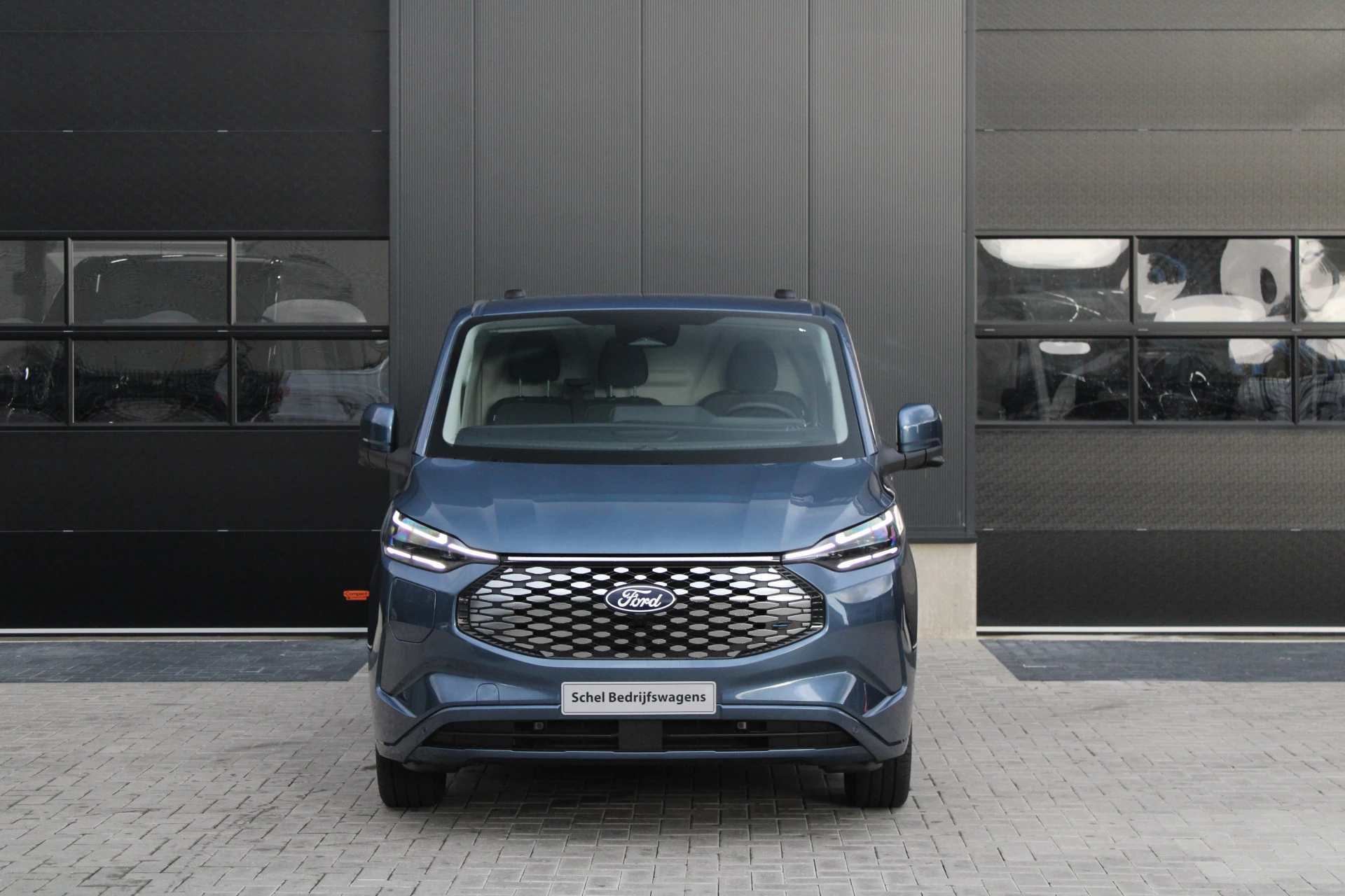Ford E-Transit Custom 2025 - 340 L2H1 Limited 65 kWh 218pk - 2x Schuif - LED - 360 Camera - B&O - ACC - Navi - Stoel/Stuurverwarming - Rijklaar afbeelding 3