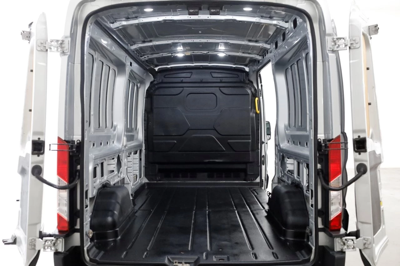 Ford Transit 2019 - 350 2.0 TDCI 130pk E6 L3H2 Trend Airco/Camera/Trekhaak 2800kg 02-2019 изображение 5