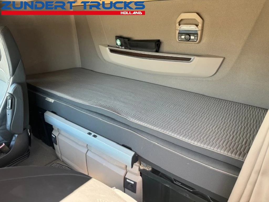DAF 2022 - XG 530 ,RETARDER ,STANDCLIMA ,LEATHER ,ALCOA'S ,EUR6 E, SMART TACHO 2 afbeelding 13